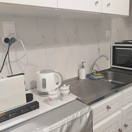 Holiday home Saint Anargyroi