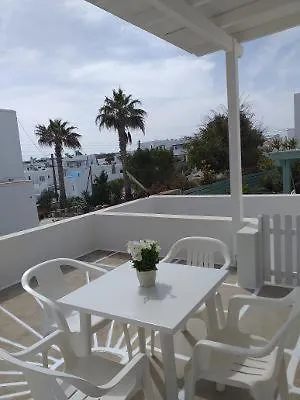 Holiday home Saint Anargyroi