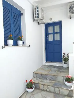 Holiday home Saint Anargyroi *