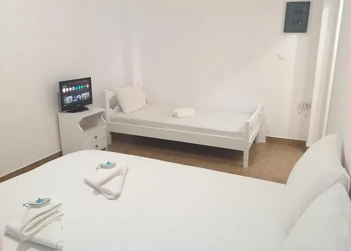 Feriehus Saint Anargyroi *